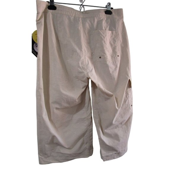 RailRiders Water Capris Ladies Medium Sandflower UPF 30+ NWT Performance Wear - Picture 4 of 16